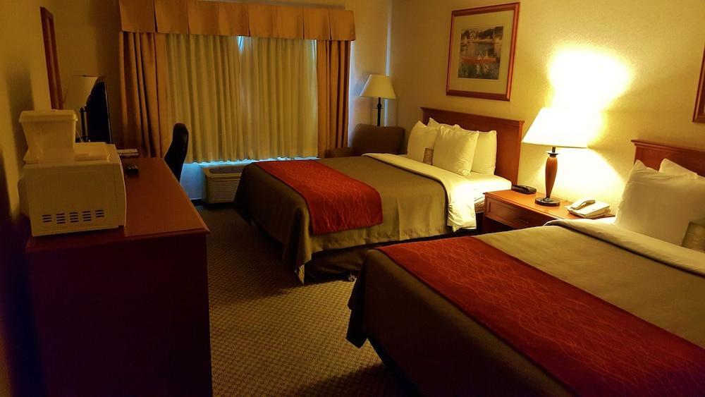 Comfort Inn & Suites Виктория Экстерьер фото