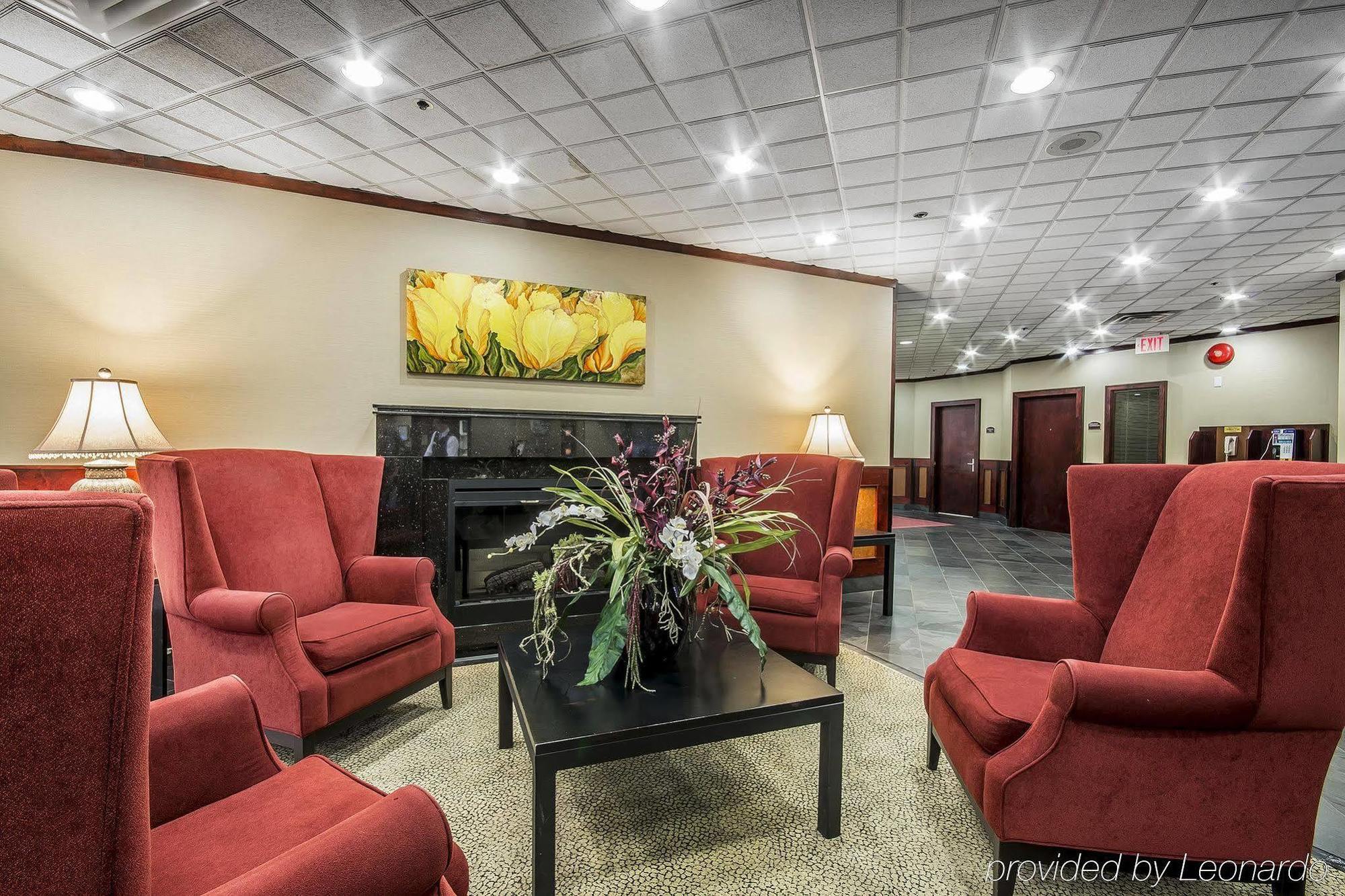 Comfort Inn & Suites Виктория Экстерьер фото