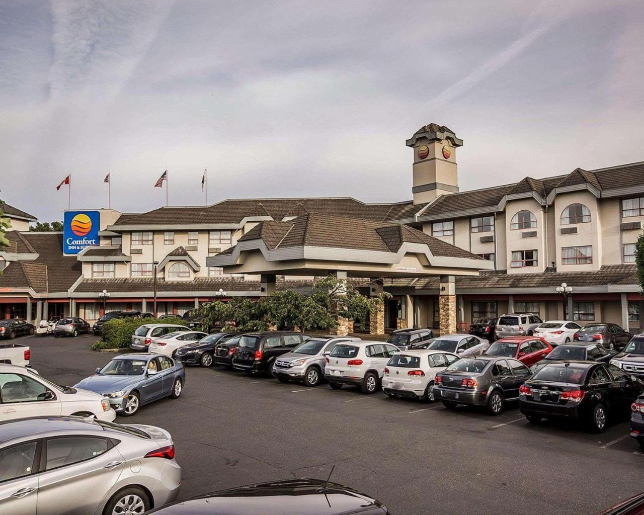 Comfort Inn & Suites Виктория Экстерьер фото